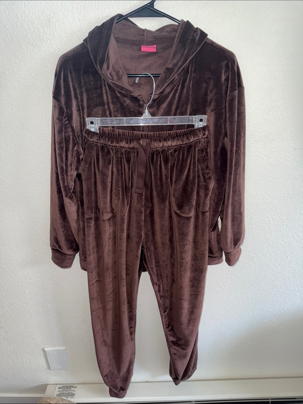 Pink Laundry size Medium Chocolate Brown Velour Hoodie Set great condition!